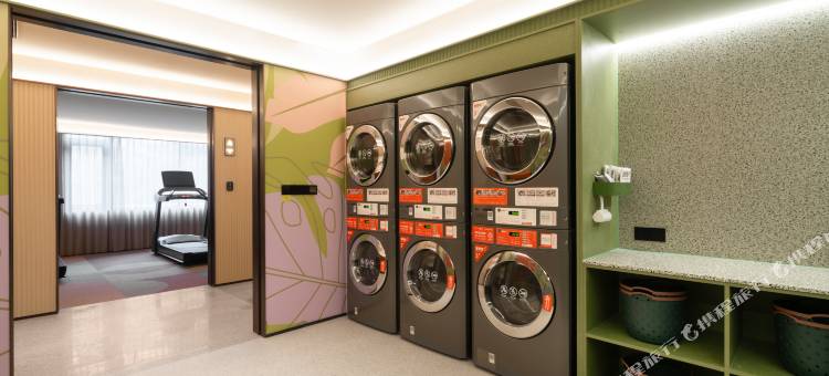 桔子酒店(佛山平洲映月湖环宇城店)图片