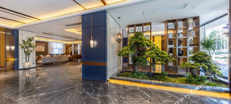 伊宁上海城六星街丽呈酒店图片