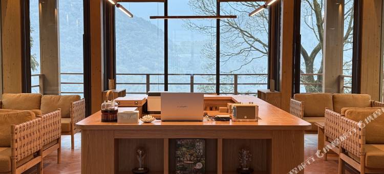 华蓥红岩十里芳菲美村图片