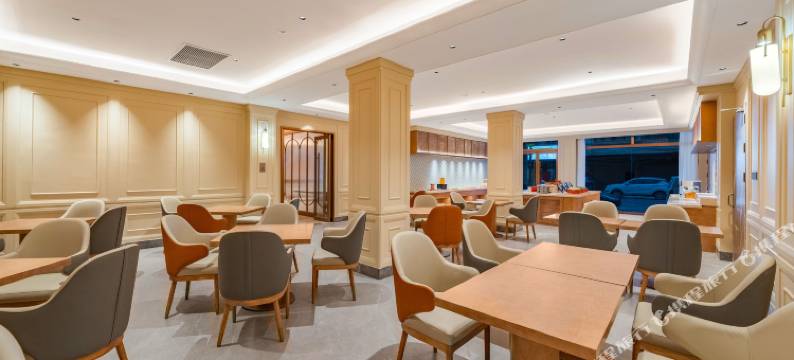 维也纳酒店(彭山青龙镇店)图片