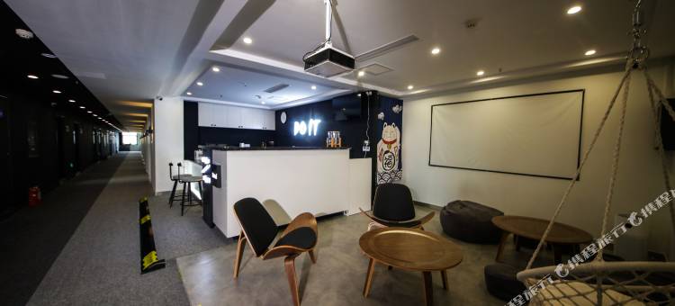 洛阳DO IT精品电竞酒店图片