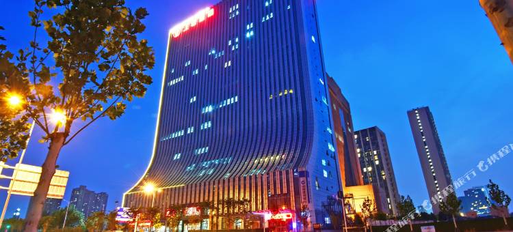 郑州铂岩酒店(郑州东站省骨科医院地铁站店)图片