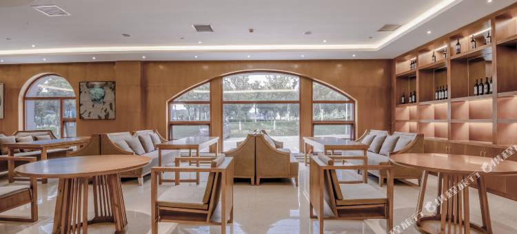 锦顺天华酒店(曲靖万达店)图片
