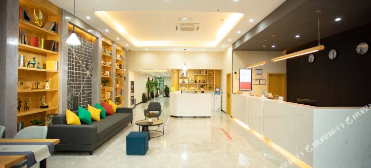 尚客优精选酒店(杭州滨江宝龙伟业路地铁站店)图片