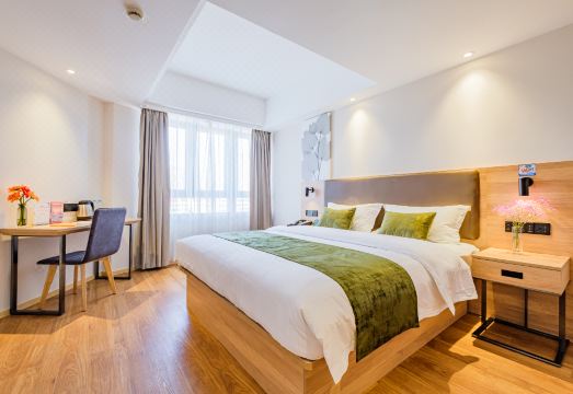 Greentree Inn (Shanghai Jingan) Hotel Overview