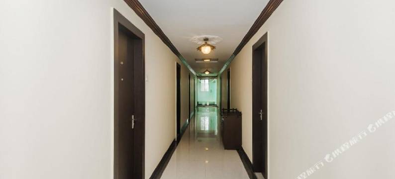 农场住宅酒店(Farm House Residency)图片