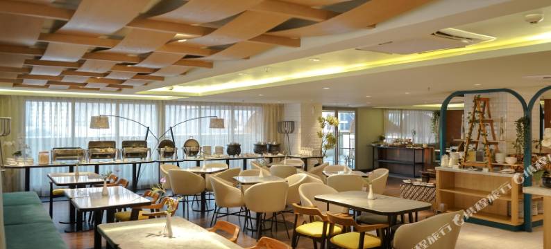 佩穆达刘易斯其恩酒店(Louis Kienne Hotel Pemuda)图片