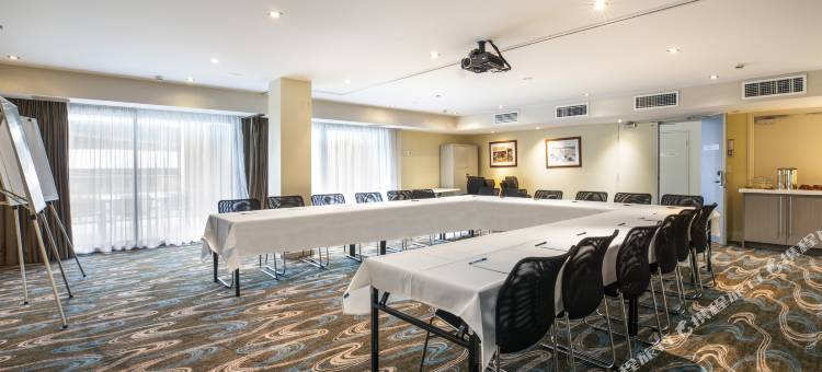 纳拉宾沙滩睡帽Plus酒店(Nightelier Narrabeen)图片