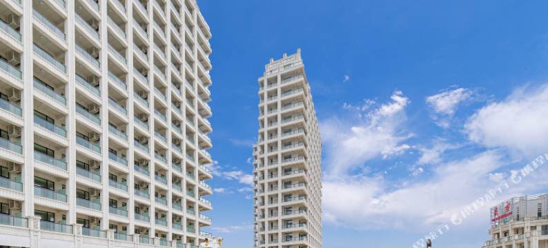 东方昱龙国际度假酒店(青岛城市阳台海水浴场店)图片