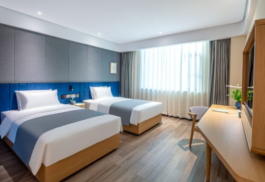 Lanou Shangpin Hotel (Yuxian Yangquan North station shop) Hotel Overview