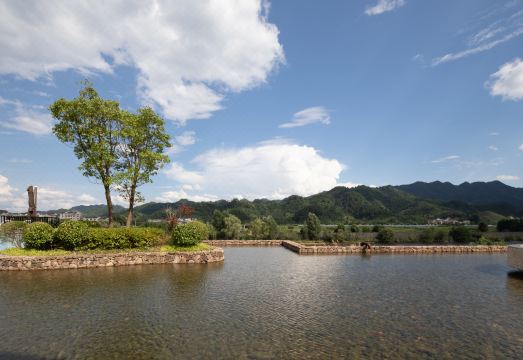 Renli Meisu (Thousand Island Lake Fenkou Branch) Hotel Overview