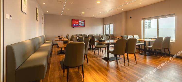 格雅酒店(南昌八一广场人民公园地铁站店)图片