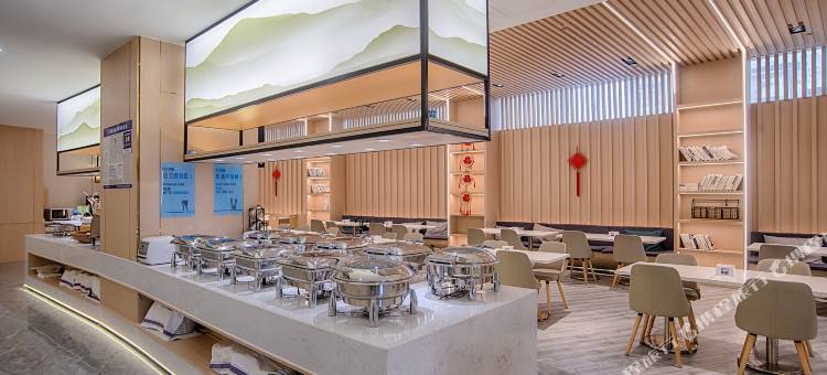 泰安中心智选假日酒店图片