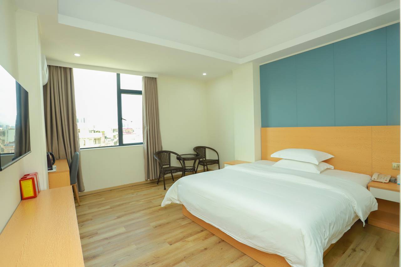 罗定三耳居公寓(泰德天润广场店)