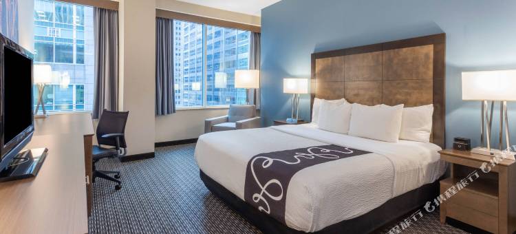芝加哥市区拉昆塔温德姆套房酒店(La Quinta by Wyndham Chicago Downtown)图片
