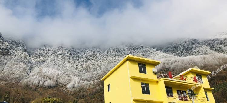 青山居图片