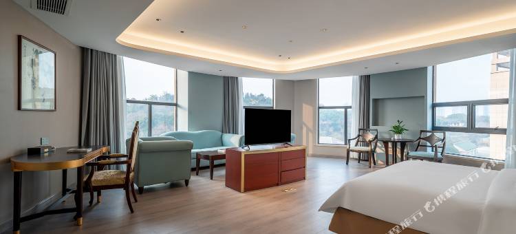 中威蓝海御华大饭店(无锡惠山万达广场店)图片