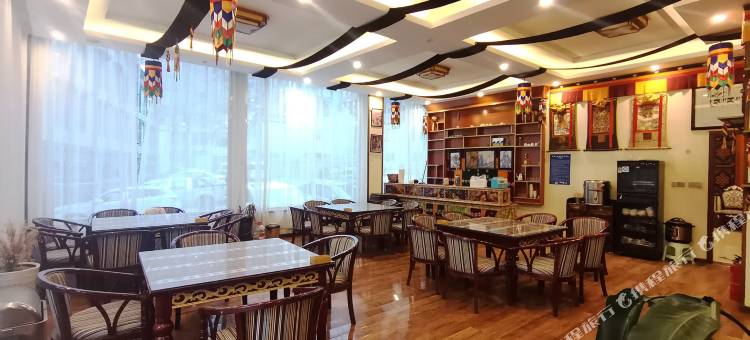 贡桑假日酒店(稻城亚丁景区店)图片