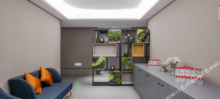 如家商旅酒店(南京百家湖小龙湾地铁站店)图片