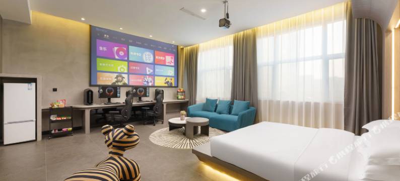 YOLO悠乐电竞酒店(师范大学文光校区店)图片