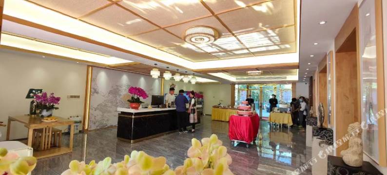 龙脉温泉竹林私汤酒店图片