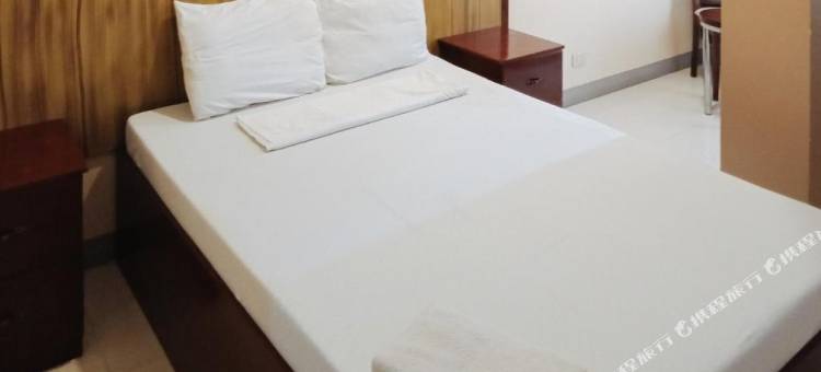 红多兹@H.F.金色旅行者旅馆(RedDoorz @ H.F. Golden Travellers Inn)图片