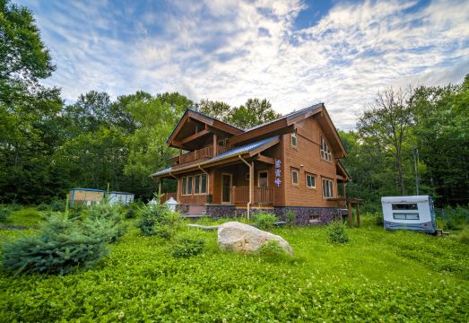 圣诞长者村别墅外景图