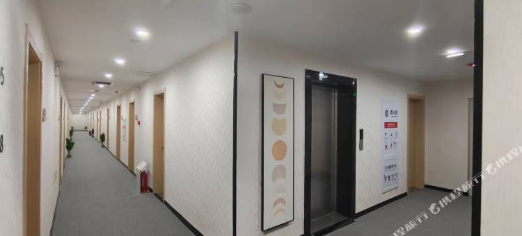木棉轻享酒店(青岛胶东国际机场店)图片