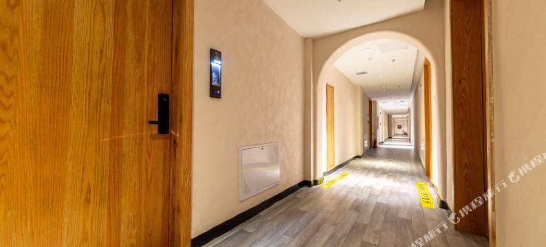 川上语森林秘境度假酒店(梵净山店)图片