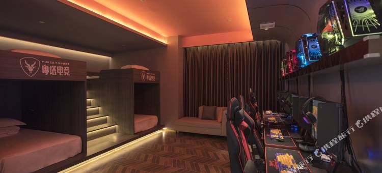 粤塔TOP PLAY电竞酒店(南宁朝阳广场师范大学店)图片