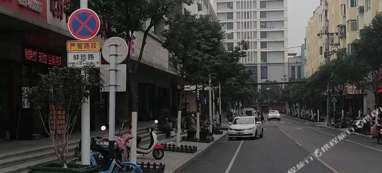 超前青年公寓图片