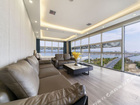 越家·斑美酒店(武宁西海燕码头店)