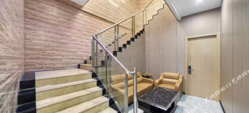 杭州蓝客宫商务酒店(杭州滨江浦沿地铁站店)图片