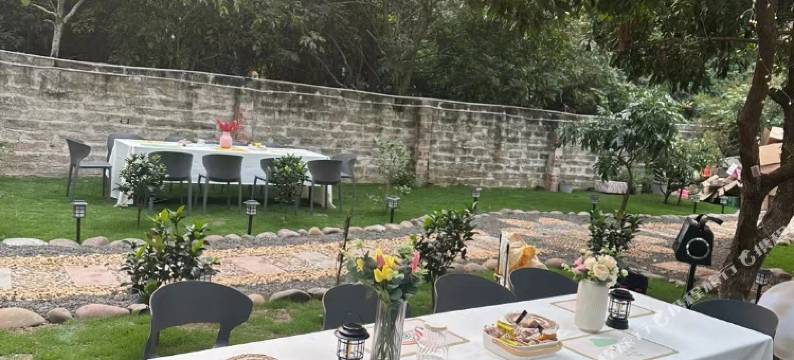 万尾金滩浪花朵朵民宿图片