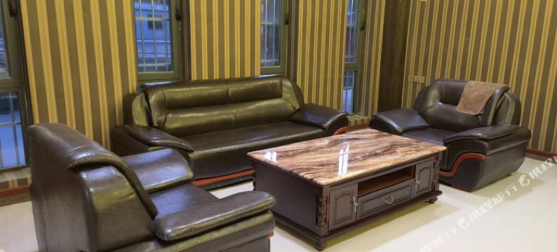 嘉黎秘境酒店图片