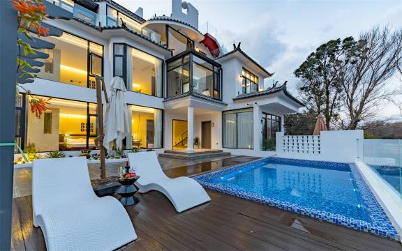 花筑·观湖雅筑丨山海湾NordicVilla·海岸泳池度假别墅(洱​海店)图片