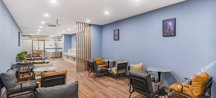 格丽酒店(北京火箭万源地铁站店)图片