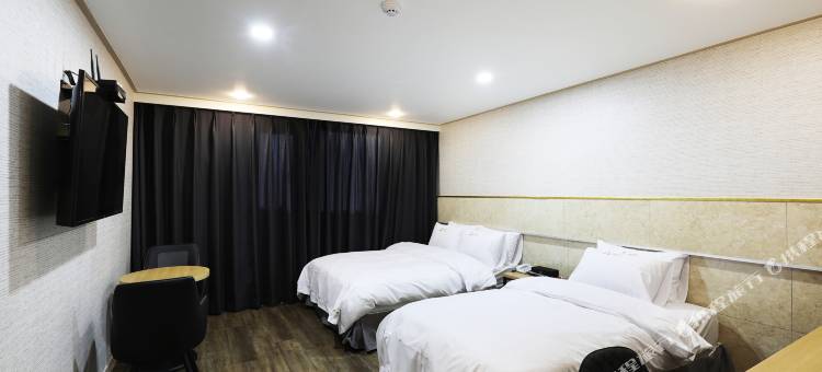 HOTEL GRANDSUITES图片