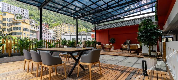 速8精选酒店(怒江贡山三江明珠广场店)图片