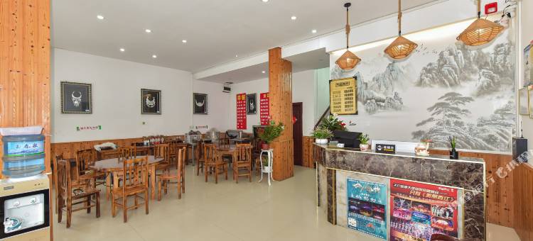 西江朝阳度假酒店(千户苗寨西门游客服务中心店)图片
