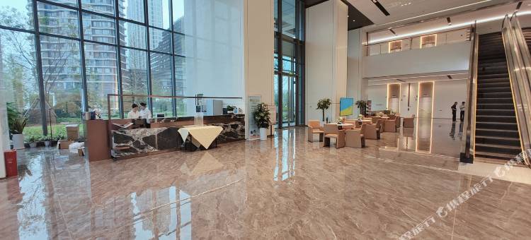 宝铂公馆(长沙梅溪湖公园麓云路地铁站店)图片