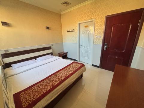 喀喇沁旗万客宾馆