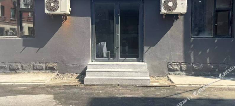 住吧界卓威电竞酒店(大连西安路交大夜市店)图片