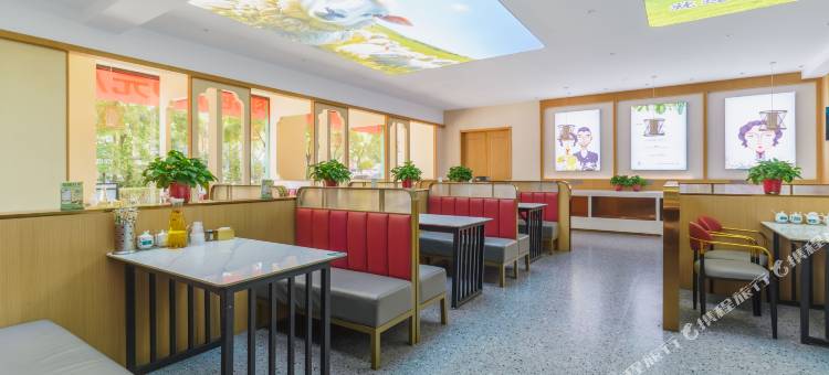 白玉兰酒店(银川悦海新天地金凤万达店)图片