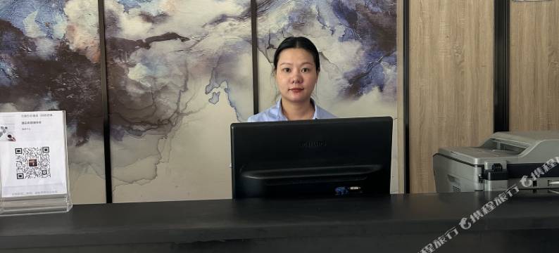 竞族电竞民宿(阳西西湖店)图片