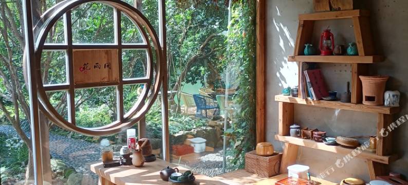 广州从化花雨间玻璃房客栈图片