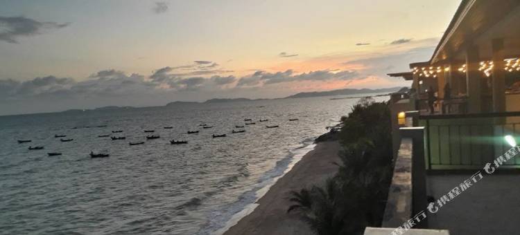 皇家帕拉悬崖海滩酒店(Royal Phala Cliff Beach Resort)图片