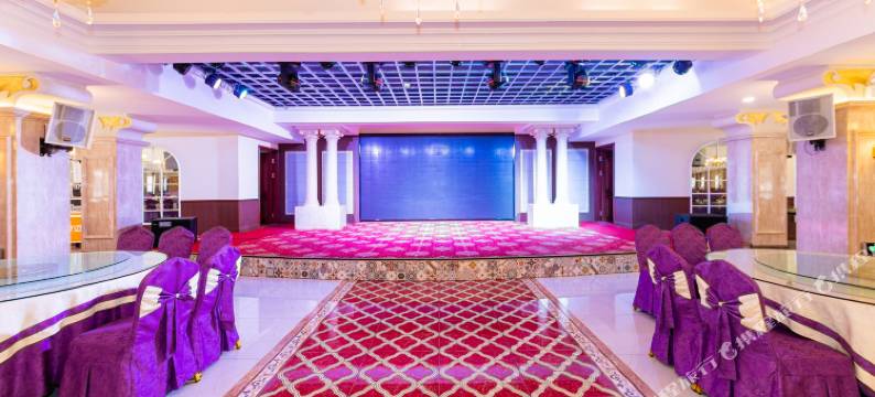 布尔津友谊峰大酒店(迎星楼)图片