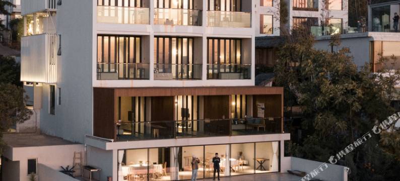 抚仙湖方寸间·柏香山民宿图片