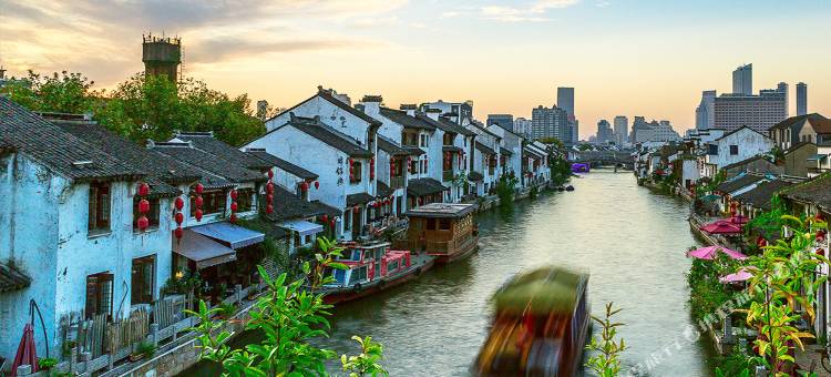 无锡中央车站假日酒店图片